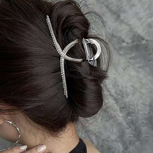 Pince cheveu argenté avec strass – Édition bijou